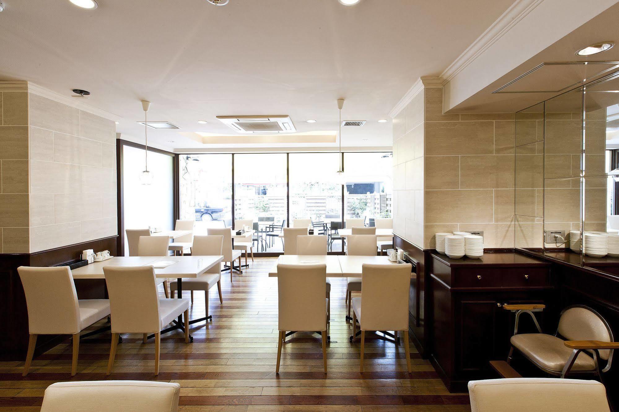 Sotetsu Fresa Inn Tokyo Tamachi Екстер'єр фото